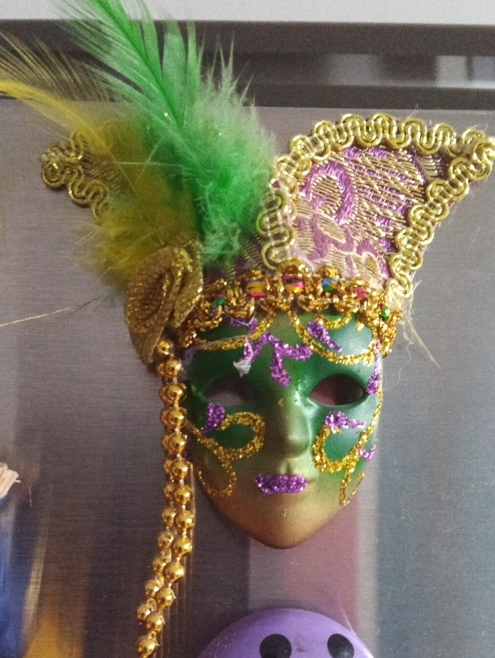 Green & Gold Feathered Venetian Mask Magnet New Orleans Mardi Gras